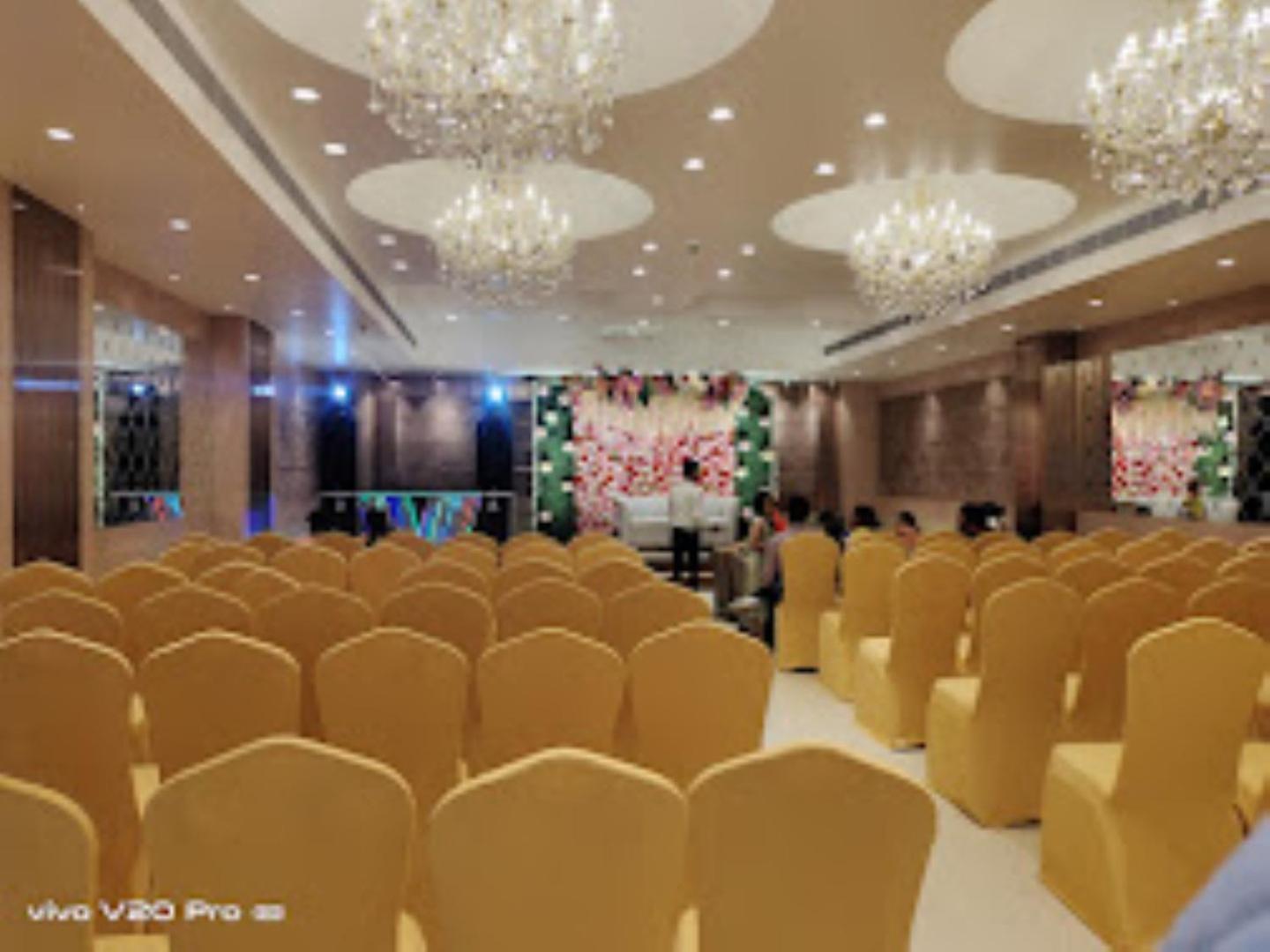 Red Orchid Hotel Kanpur Exterior photo